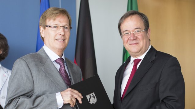 Ministerpräsident Armin Laschet ernennt Peter Biesenbach zum Minister der Justiz