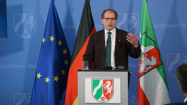 Hochschulen in Nordrhein-Westfalen halten am digitalen Sommersemester fest