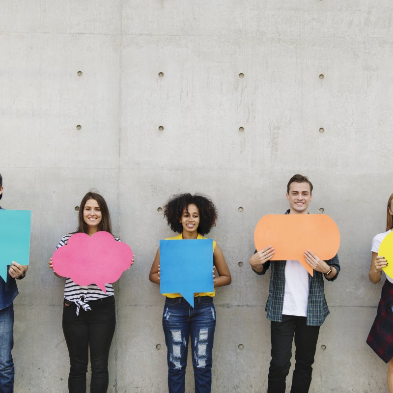 PHB Jugendliche bunt International