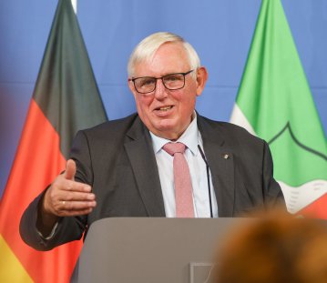 Gesundheitsministerium legt Förderprogramme in Höhe von rund 287 Millionen Euro für den Hitzeschutz auf