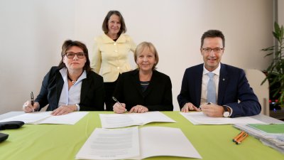 Symbolische Grundsteinlegung für das JohannesRau-Zentrum der Bergischen Universität Wuppertal