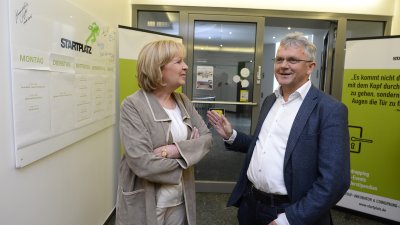 Ministerpräsidentin Hannelore Kraft besucht Startup-Inkubator STARTPLATZ 