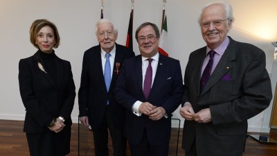 Verdienstkreuz am Bande des Verdienstordens der Bundesrepublik Deutschland an Leonhard Kuckart