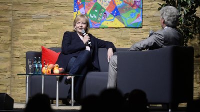 Ministerpräsidentin Hannelore Kraft beim TatKraft-Einsatz in Dortmund