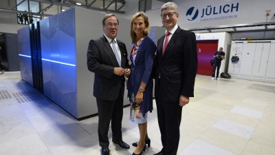 Einweihung des Supercomputers JUWELS