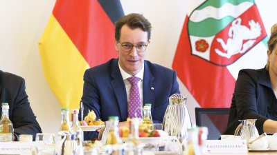 Landesregierung und Gewerkschaften klären Umsetzung weiterer Details der Übertragung des Tarifergebnisses für den öffentlichen Dienst auf den Beamtenbereich