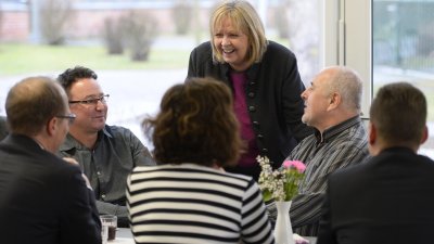 Ministerpräsidentin Kraft besucht Integrationsküche in Nordkirchen