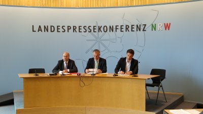 Umweltminister Remmel und Minister Lersch-Mense stellen neuen Landesentwicklungsplan für NRW vor