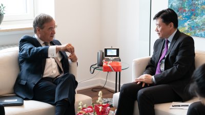 Ministerpräsident Armin Laschet trifft den Botschafter der Volksrepublik China WU Ken