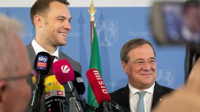 Manuel Neuer erhält den Verdienstorden des Landes Nordrhein-Westfalen