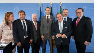 Manuel Neuer erhält den Verdienstorden des Landes Nordrhein-Westfalen