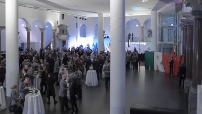 Ministerpräsident Armin Laschet ehrt Frauen und Männer der Bundeswehr 