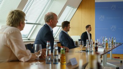 Expertenrat im Austausch mit Landtagsabgeordneten