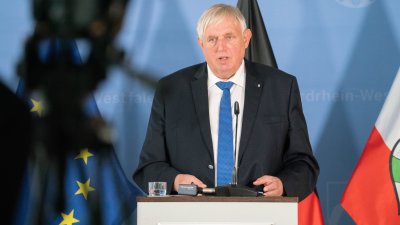 Alle Bürgerinnen und Bürger Nordrhein-Westfalens können ab Samstag einen Termin in den Impfzentren vereinbaren