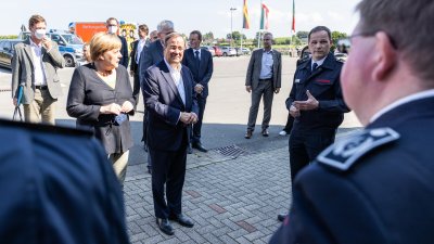 Bundeskanzlerin Angela Merkel und Ministerpräsident Armin Laschet im Märkischen Kreis und in Hagen