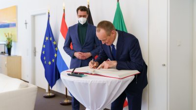 Eintrag ins Gästebuch