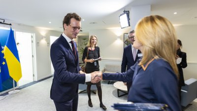 Ministerpräsident Hendrik Wüst trifft die Präsidentin des Europäischen Parlaments Roberta Metsola