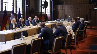 Paris-Reise: Gespräche mit den Mitgliedern der Deutsch-Französischen Freundschaftsgruppe im französischen Senat