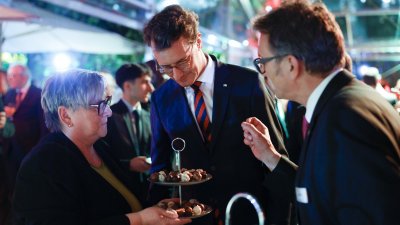 Empfang zum Tag der Deutschen Einheit in der Residenz des Deutschen Botschafters, Dr. Hans-Dieter Lucas