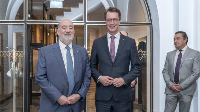 Ministerpräsident Hendrik Wüst trifft den Botschafter des Staates Israel Ron Prosor
