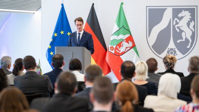 IDA-NRW wird mit der Mevlüde-Genç-Medaille des Landes Nordrhein-Westfalen ausgezeichnet