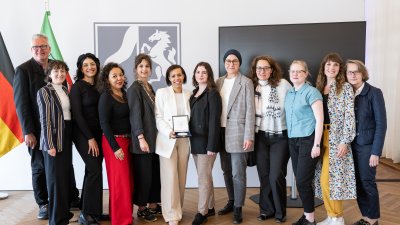 IDA-NRW wird mit der Mevlüde-Genç-Medaille des Landes Nordrhein-Westfalen ausgezeichnet