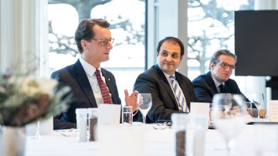 Einigkeit bei Ministerpräsident Wüst und EU-Kommissar Schmit: Unternehmen brauchen mehr denn je Planungssicherheit