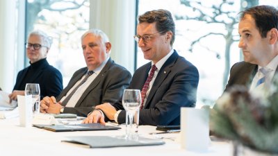 Einigkeit bei Ministerpräsident Wüst und EU-Kommissar Schmit: Unternehmen brauchen mehr denn je Planungssicherheit