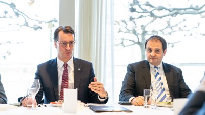 Einigkeit bei Ministerpräsident Wüst und EU-Kommissar Schmit: Unternehmen brauchen mehr denn je Planungssicherheit