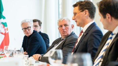 Einigkeit bei Ministerpräsident Wüst und EU-Kommissar Schmit: Unternehmen brauchen mehr denn je Planungssicherheit