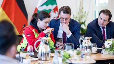 Ministerpräsident Wüst dankt nordrhein-westfälischen Helfern für Erdbebeneinsatz in der Türkei und Syrien