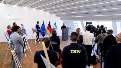 Ministerpräsident Wüst dankt nordrhein-westfälischen Helfern für Erdbebeneinsatz in der Türkei und Syrien