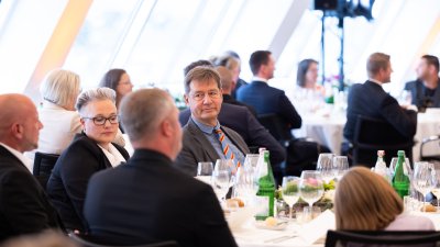 Ministerpräsident Hendrik Wüst verleiht 18 Personen für ihren herausragenden Einsatz während der Hochwasserkatastrophe 2021 die Rettungsmedaille des Landes