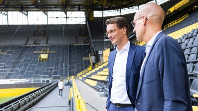 Ministerpräsident Hendrik Wüst besucht gemeinsam mit Aki Watzke das BVB-Lernzentrum in Dortmund