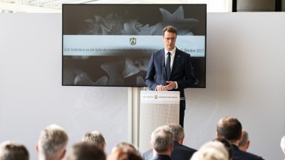 Landtag und Landesregierung gedenken Opfer von Hamas-Terrorangriff