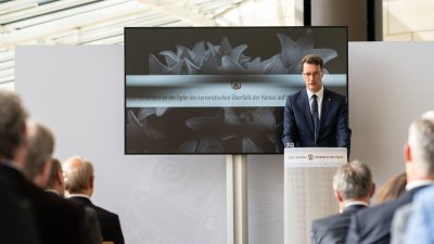 Landtag und Landesregierung gedenken Opfer von Hamas-Terrorangriff