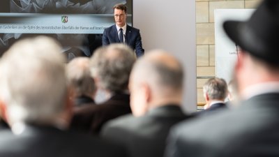 Landtag und Landesregierung gedenken Opfer von Hamas-Terrorangriff