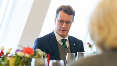 Landeskabinett tauscht sich mit jüdischen Landesverbänden aus