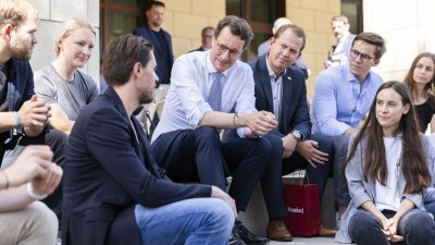 Ministerpräsident Wüst besucht die Stanford University im Süden von San Francisco