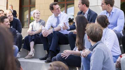 Ministerpräsident Wüst besucht die Stanford University im Süden von San Francisco
