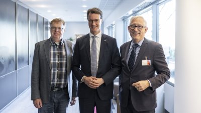 Ministerpräsident Wüst besucht Microsoft-Zentrale in Seattle