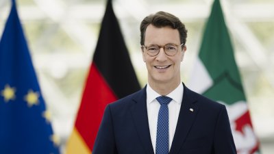 Porträtfoto von Ministerpräsident Hendrik Wüst