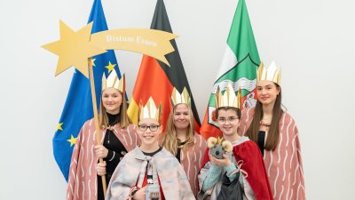 Ministerpräsident Hendrik Wüst empfängt Sternsinger zum traditionellen Dreikönigssingen