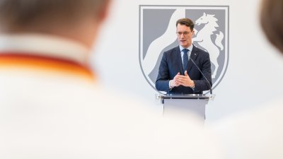 Neujahrswünsche der Schornsteinfeger und Bäcker