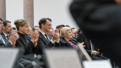 80 Jahre Befreiung von Auschwitz: Gedenken an die Opfer des Holocaust