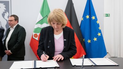 Für die gute Zukunft des Waldes: Gemeinsamer Waldpakt 2.0 mit Verbänden aus Waldbesitz, Forstwirtschaft und Naturschutz unterzeichnet