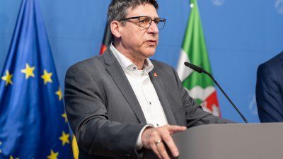 Pressekonferenz mit Spitzvertretern der nordrhein-westfälischen Industrie