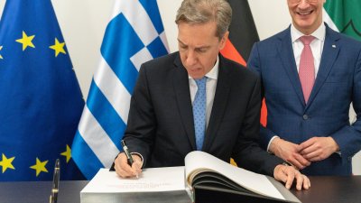 Ministerpräsident Hendrik Wüst empfängt den Botschafter Griechenlands