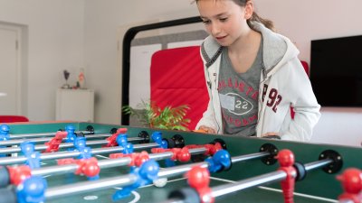 Girls' & Boys' Day: Schülerinnen und Schüler treffen Ministerpräsident Wüst und entdecken IT und Verwaltung