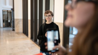 Girls' & Boys' Day: Schülerinnen und Schüler treffen Ministerpräsident Wüst und entdecken IT und Verwaltung